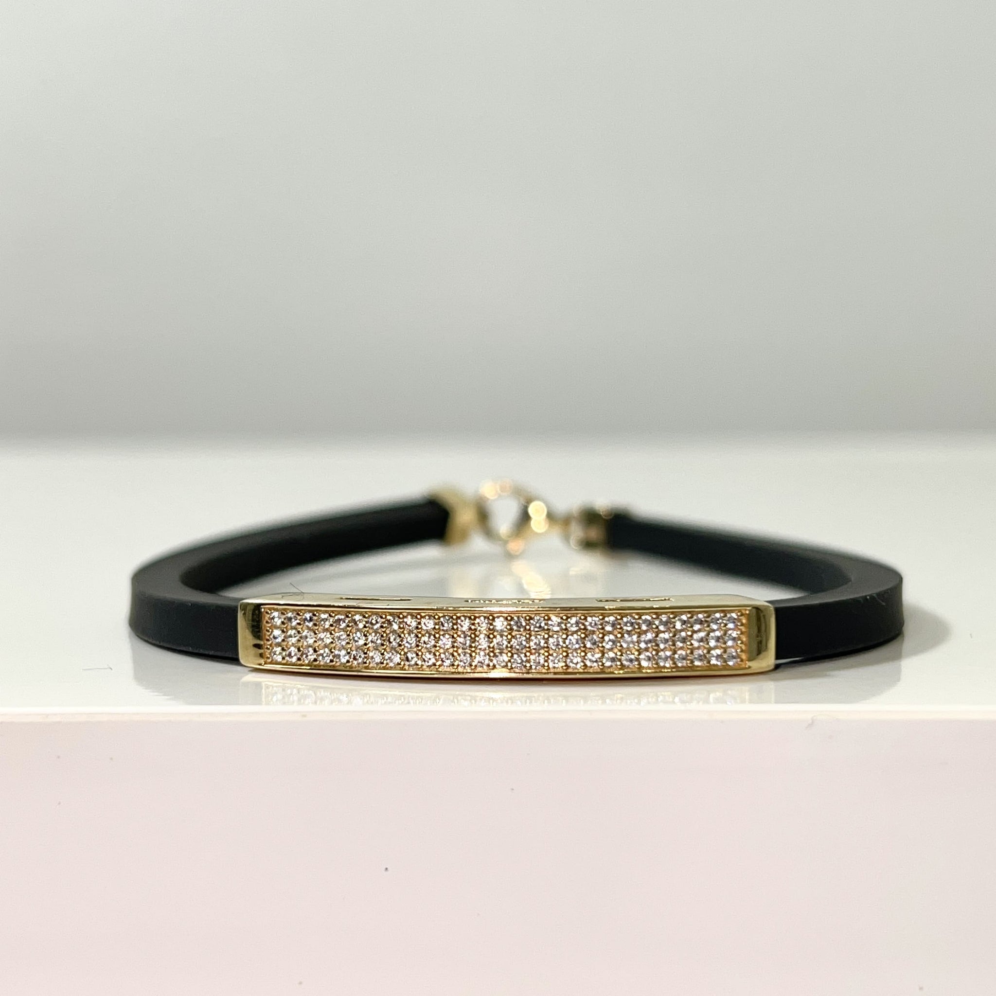 Ice Stripe Bracelet - 14 Carat Gold - 324