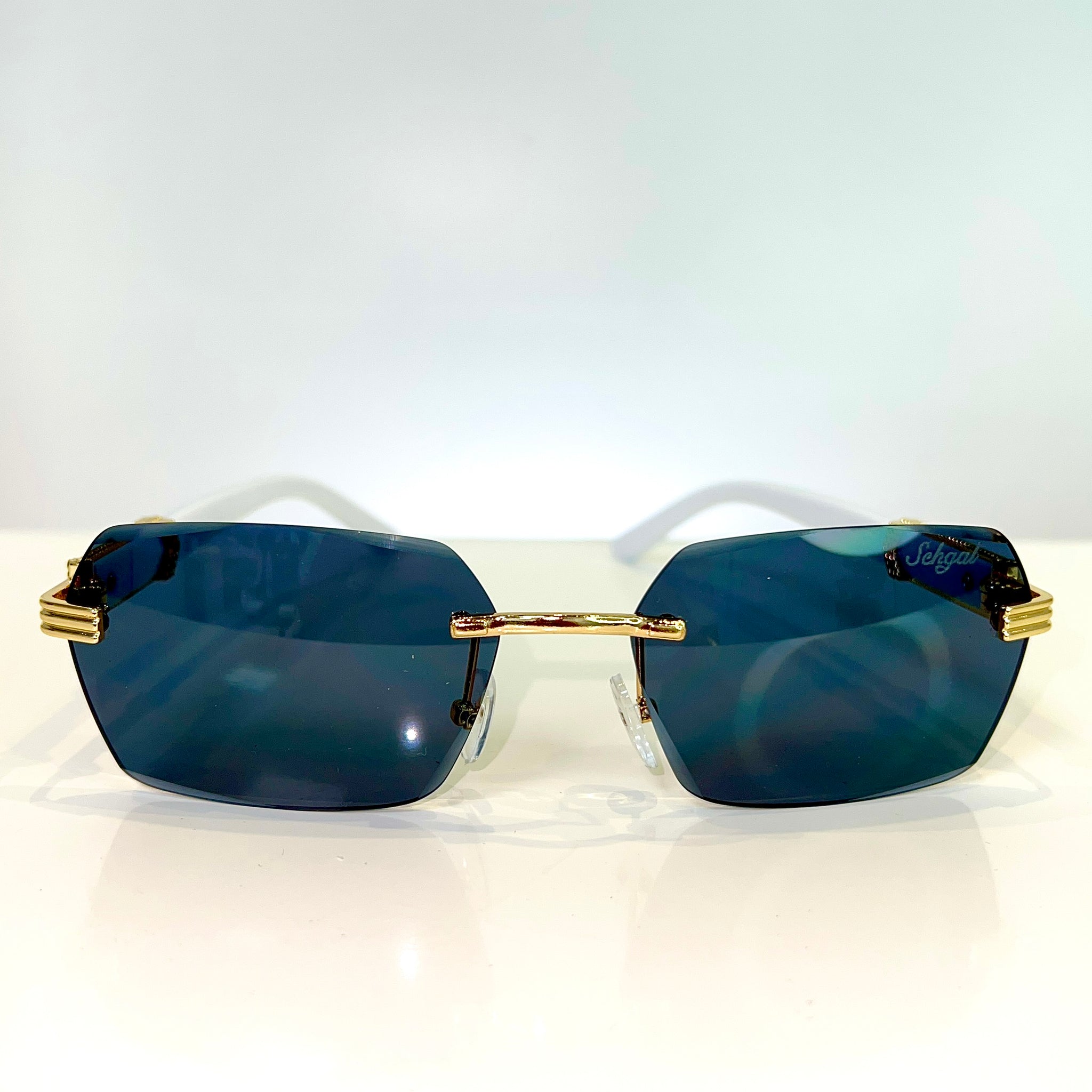 Marblecut Glasses - 14 carat gold plated - Black shade