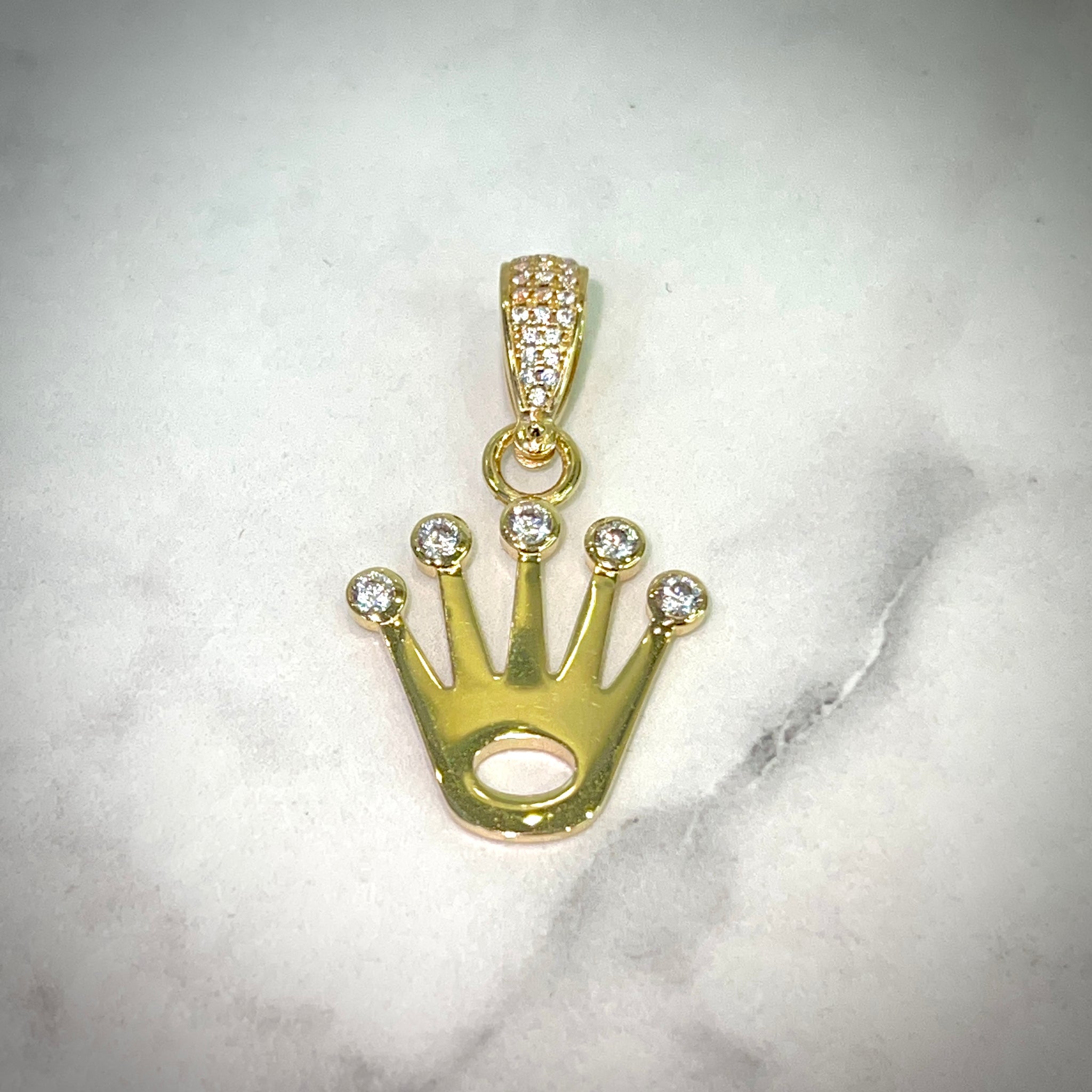Crown Pendant - 18 carat gold