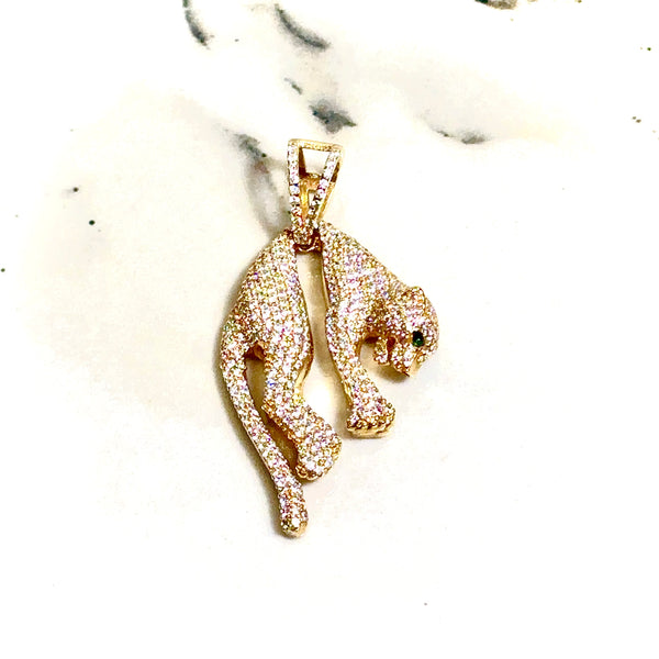 Golden Panther Elegance – 14K Gold Panther Pendant with Diamonds