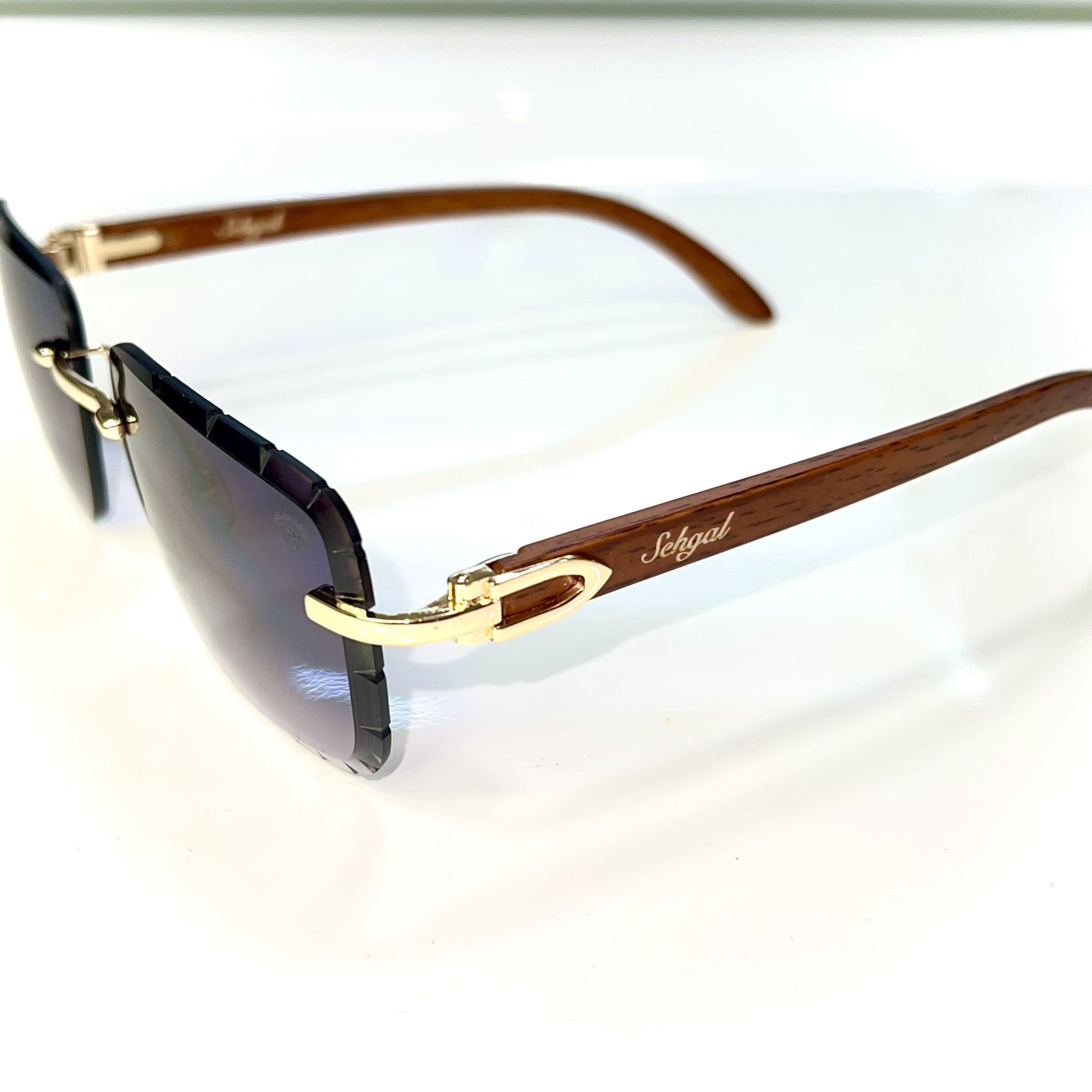 Woodcut 2.0 Glasses - Diamond cut / 14 carat gold plated / Woodgrain side - Black Shade - Sehgal Glasses