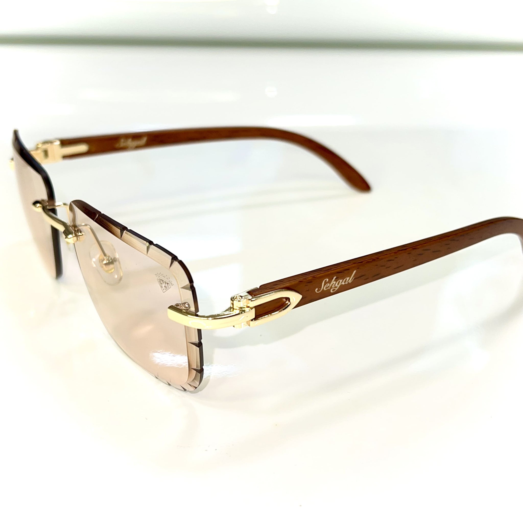Woodcut 2.0 Glasses - Diamond cut / 14 carat gold plated / Woodgrain side - Caramel Shade - Sehgal Glasses