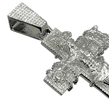 VVS Moissanite Majestic Jesus Pendant with Roses – Silver 925