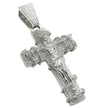 VVS Moissanite Majestic Jesus Pendant with Roses – Silver 925