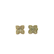 Flower Earrings – 14K Gold 0119