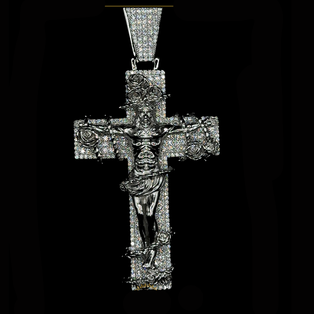 ROSES CROSS PENDANT - SILVER 925 WITH VVS MOISSANITE