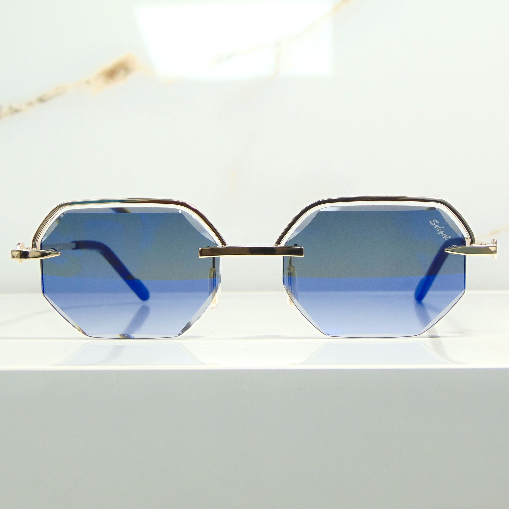 Elite Glasses - 18 Carat Gold plated | Polished Diamond Cuts | Magical Blue