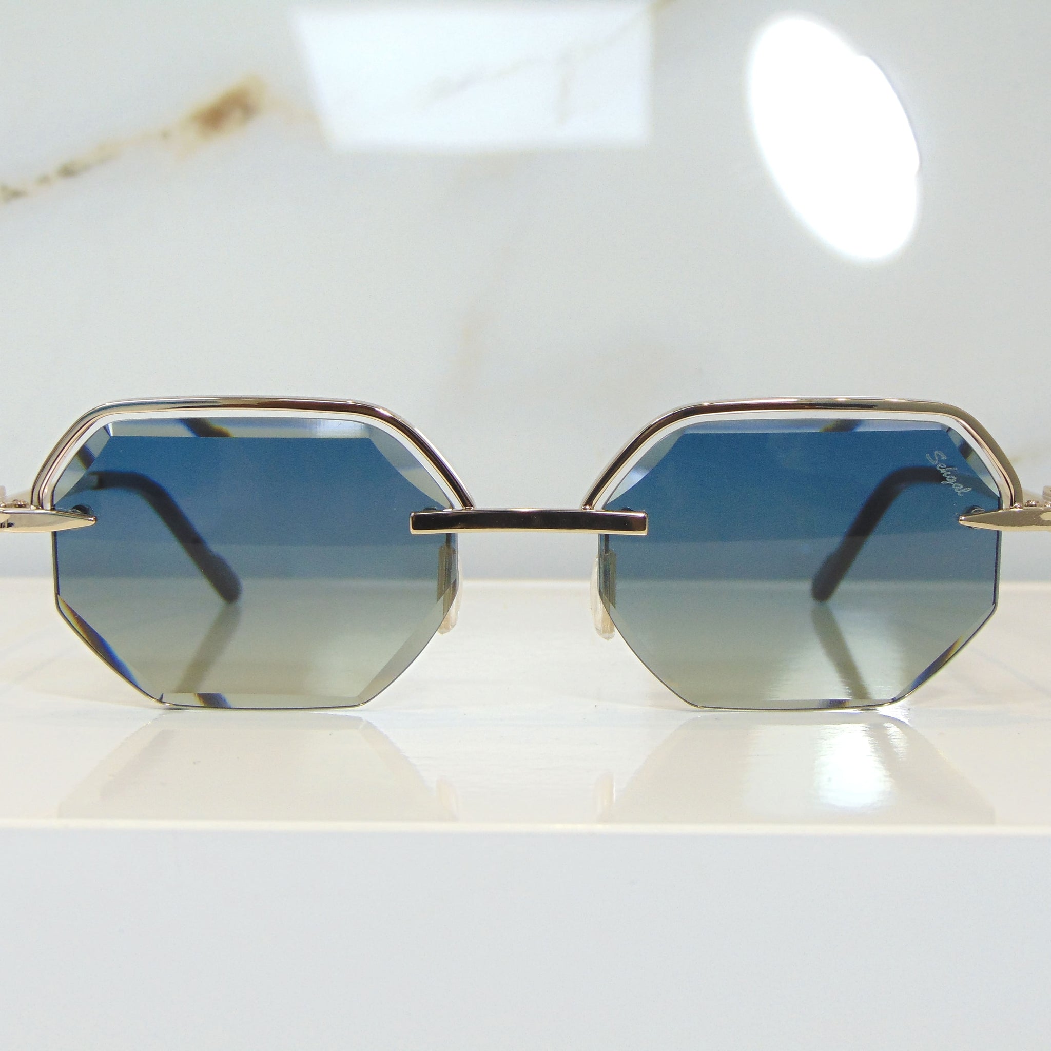 Elite Glasses - 18 Carat Gold plated | Polished Diamond Cuts | Blue to Beige