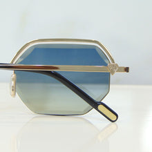 Elite Glasses - Gold plated | Polished Diamond Cuts | Blue to Beige