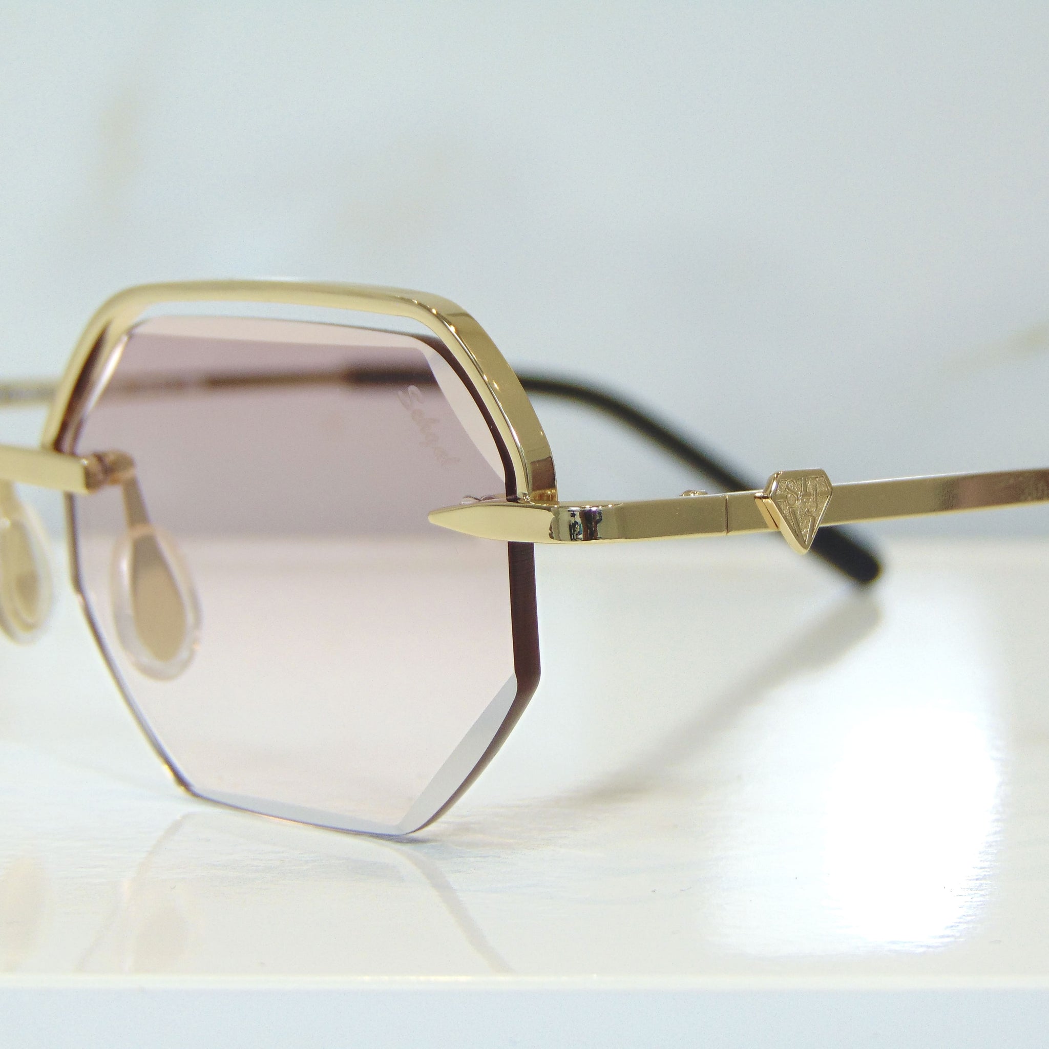 Elite Glasses - 18 Carat Gold plated | Polished Diamond Cuts | Lavish Pink