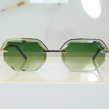 Elite Glasses - Gold plated | Polished Diamond Cuts | Emarald Green