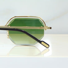 Elite Glasses - Gold plated | Polished Diamond Cuts | Emarald Green