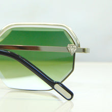 Elite Glasses - Whitegold plated | Polished Diamond Cuts | Emarald Green