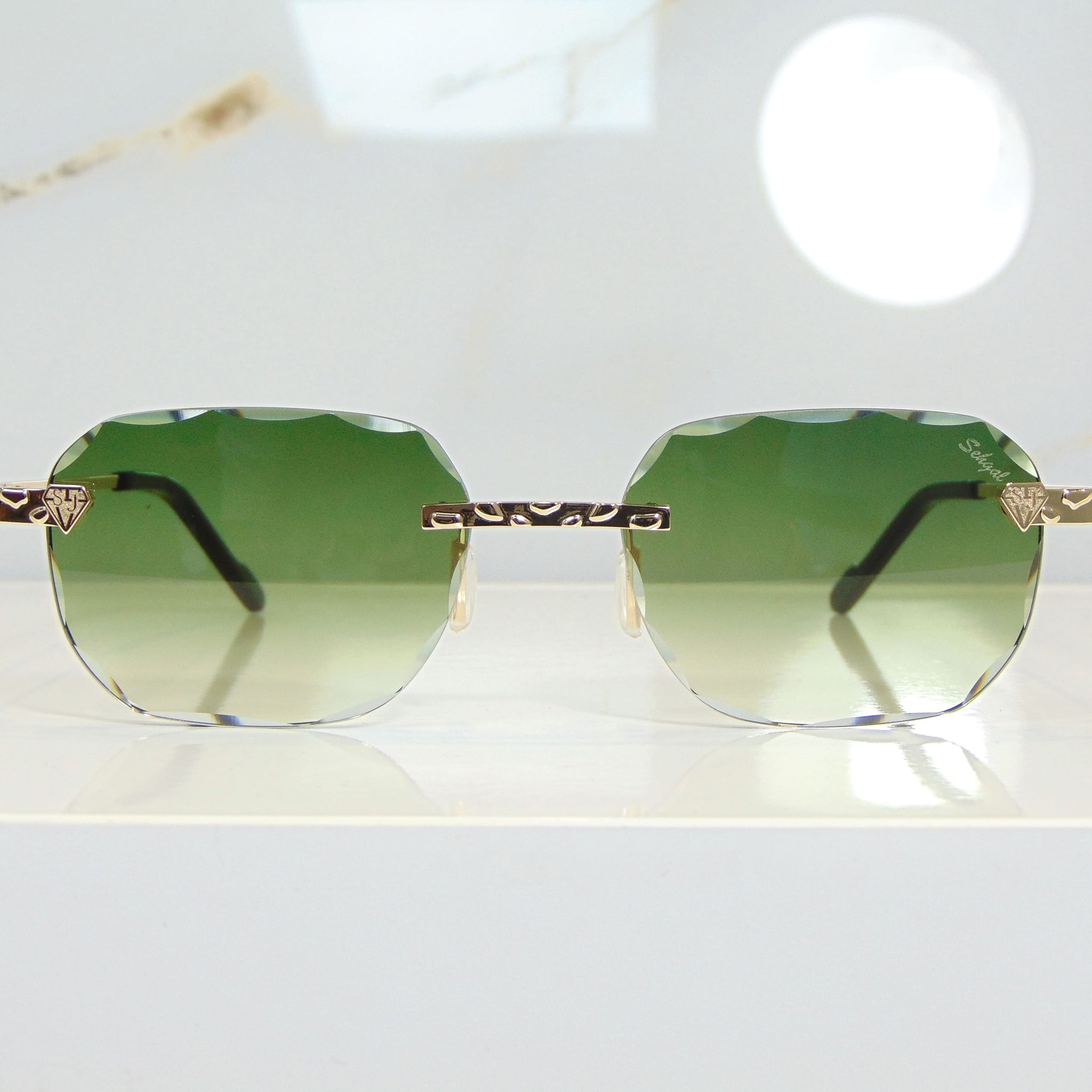 Nugget Glasses - 18 Carat Gold plated | Polished Diamond Cuts | Emarald Green