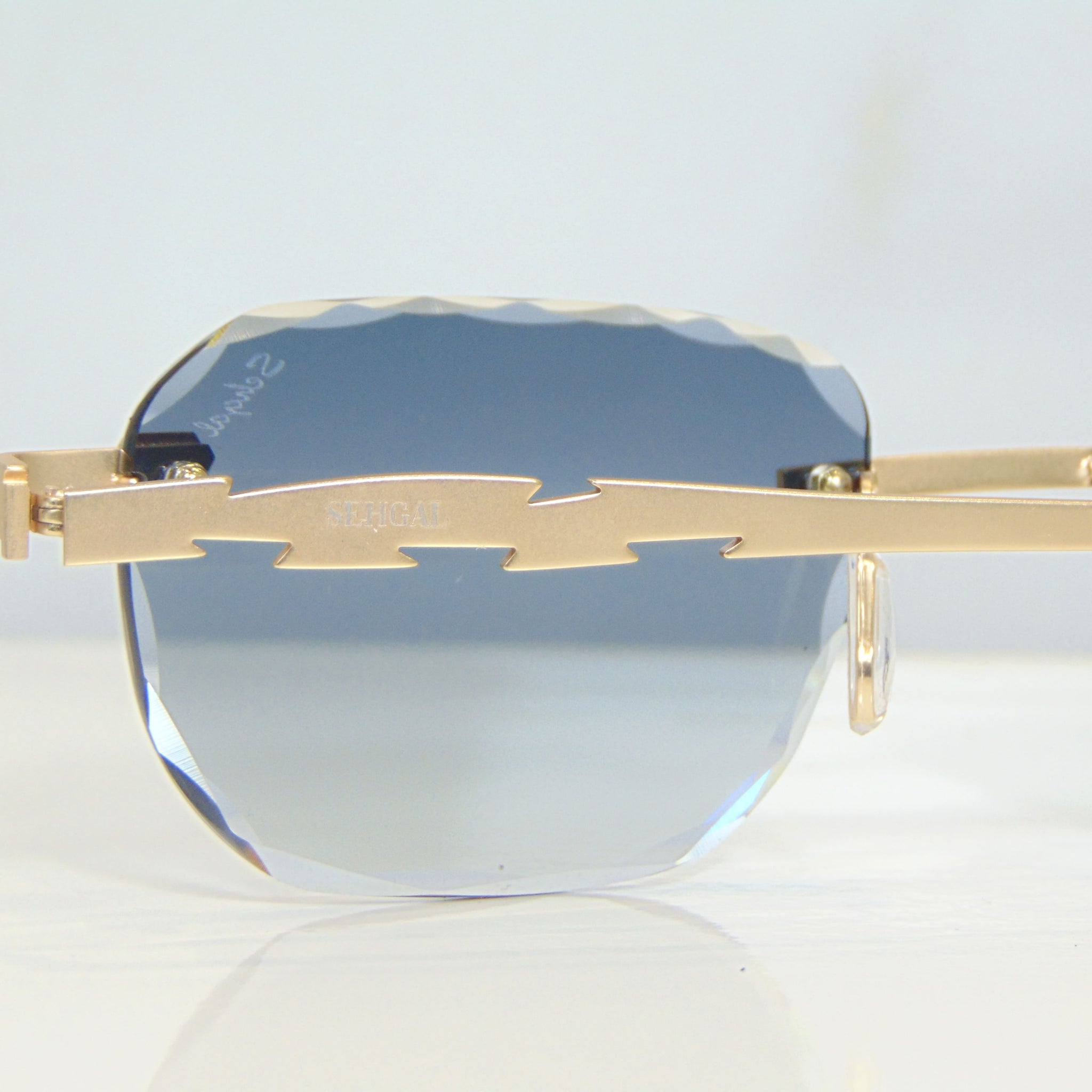 Blade Glasses - 18 Carat Gold plated | Polished Diamond Cuts | Magical Blue