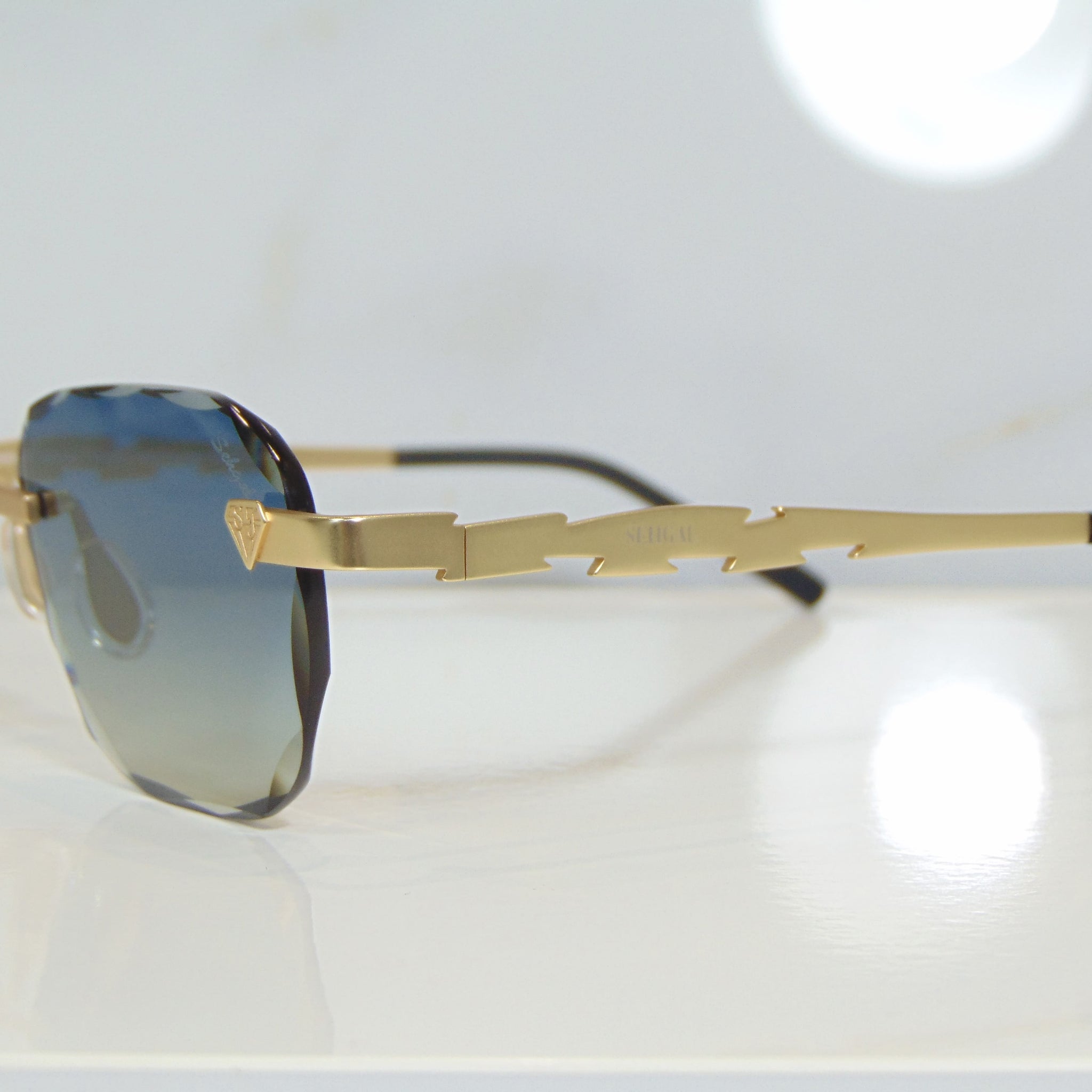 Blade Glasses - 18 Carat Gold plated | Polished Diamond Cuts | Blue to Beige