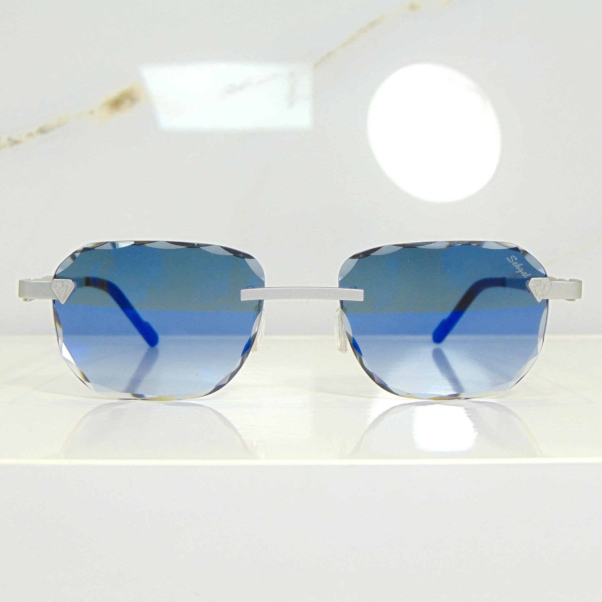 Blade Glasses - 18 Carat Whitegold plated | Polished Diamond Cuts | Magical Blue