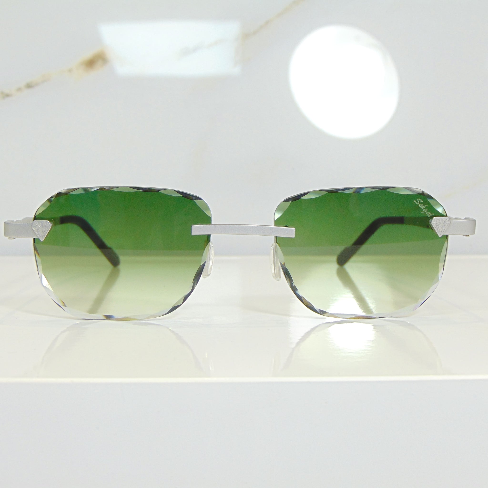 Blade Glasses - 18 Carat Whitegold plated | Polished Diamond Cuts | Emarald Green