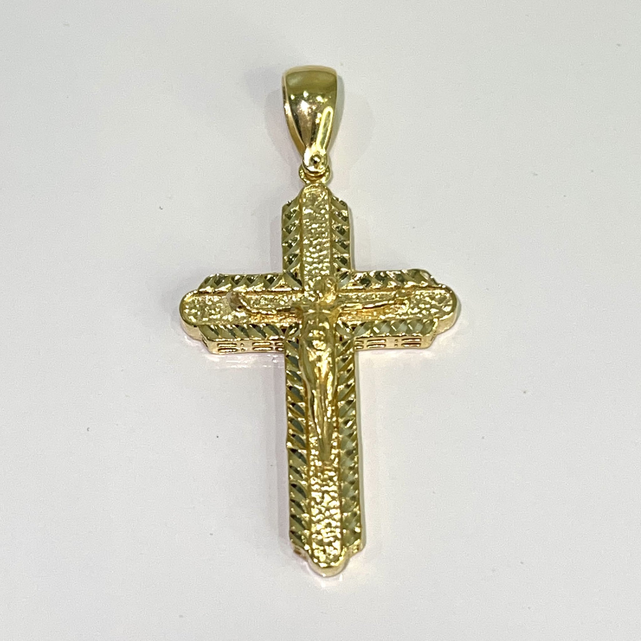 Cross Pendant With Jesus - 14 Carat Gold - 275