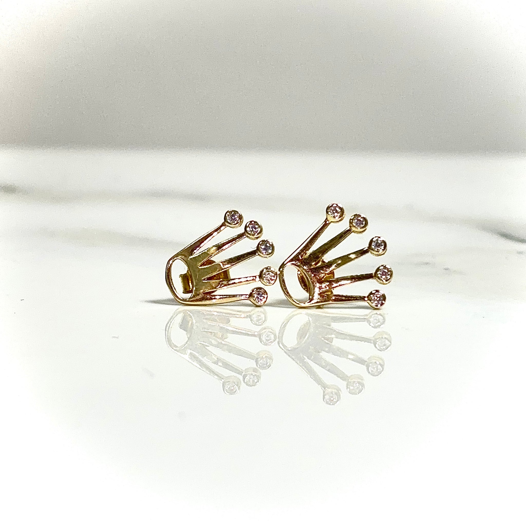 Crown Earring - 14 carat gold - EARV2