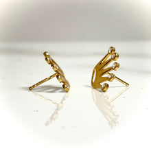 Crown Earrings Small - 14 carat gold EARV2