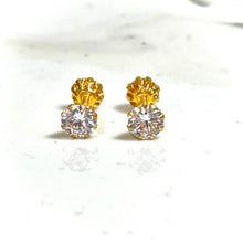 Crystal Clear Earrings - 14 carat gold EARV2