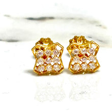 Gleaming Gems Earring - 14 carat gold EARV2
