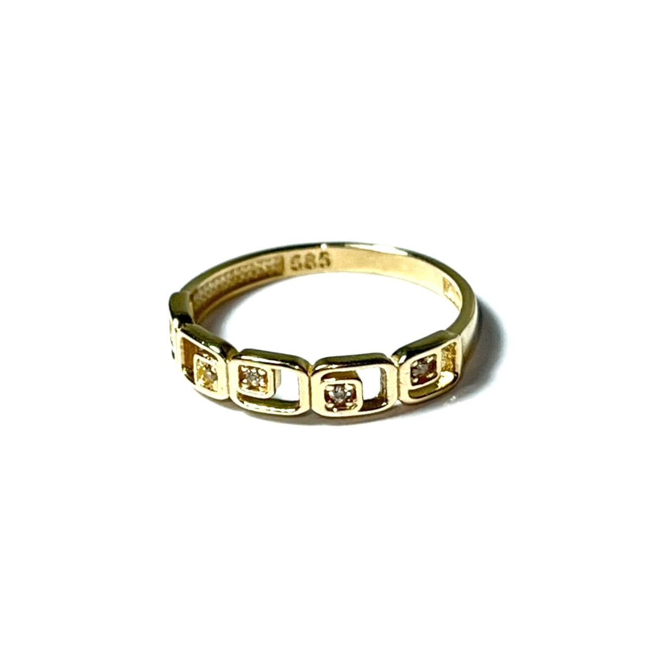 Mens Ring - 14 Carat Gold - 412