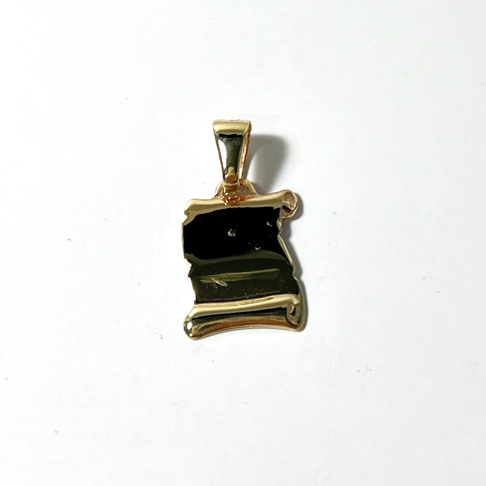 Small Letter Pendant - 14 Carat Gold - 387