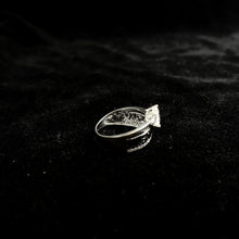 Silver Spark Ladies Ring - Silver 925