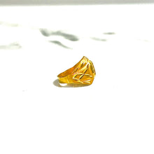 Flower Child Ring - 18 carat gold