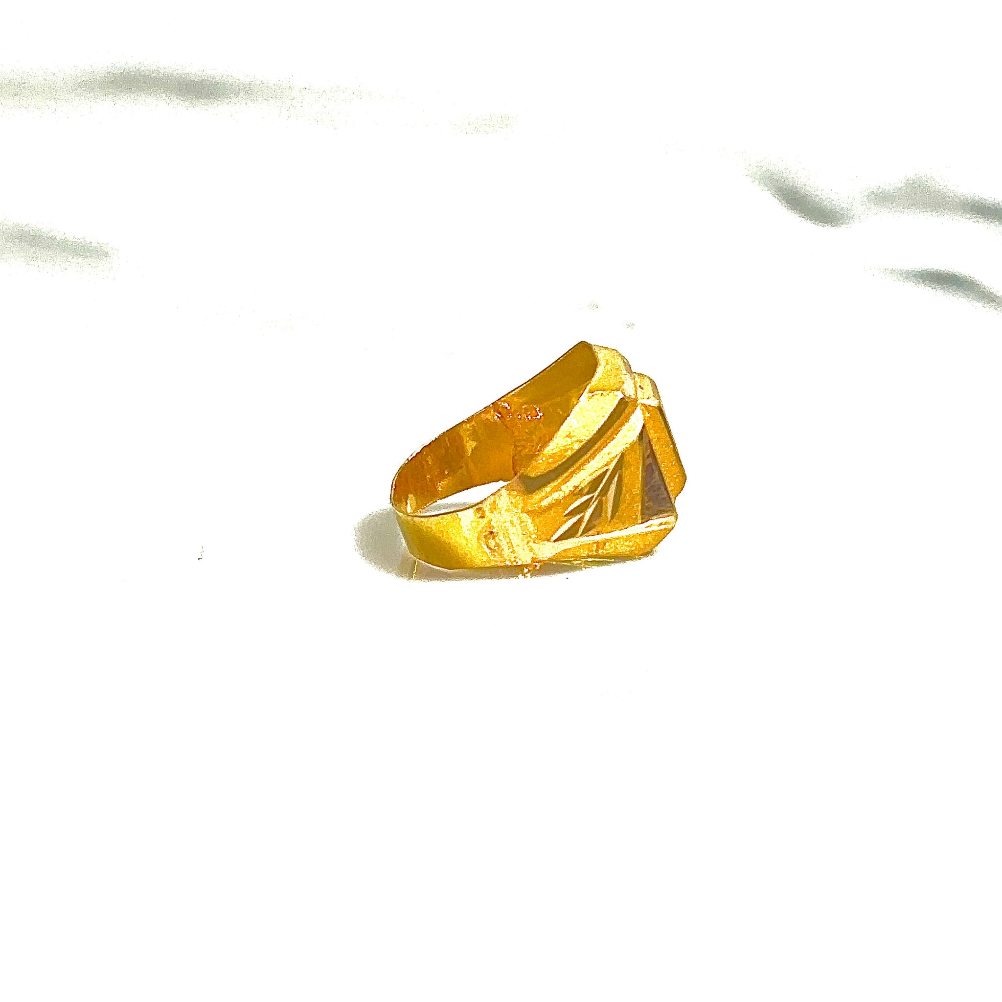 Light Flash Child Ring - 14 carat gold