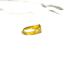 Flower Child Ring - 14 carat gold
