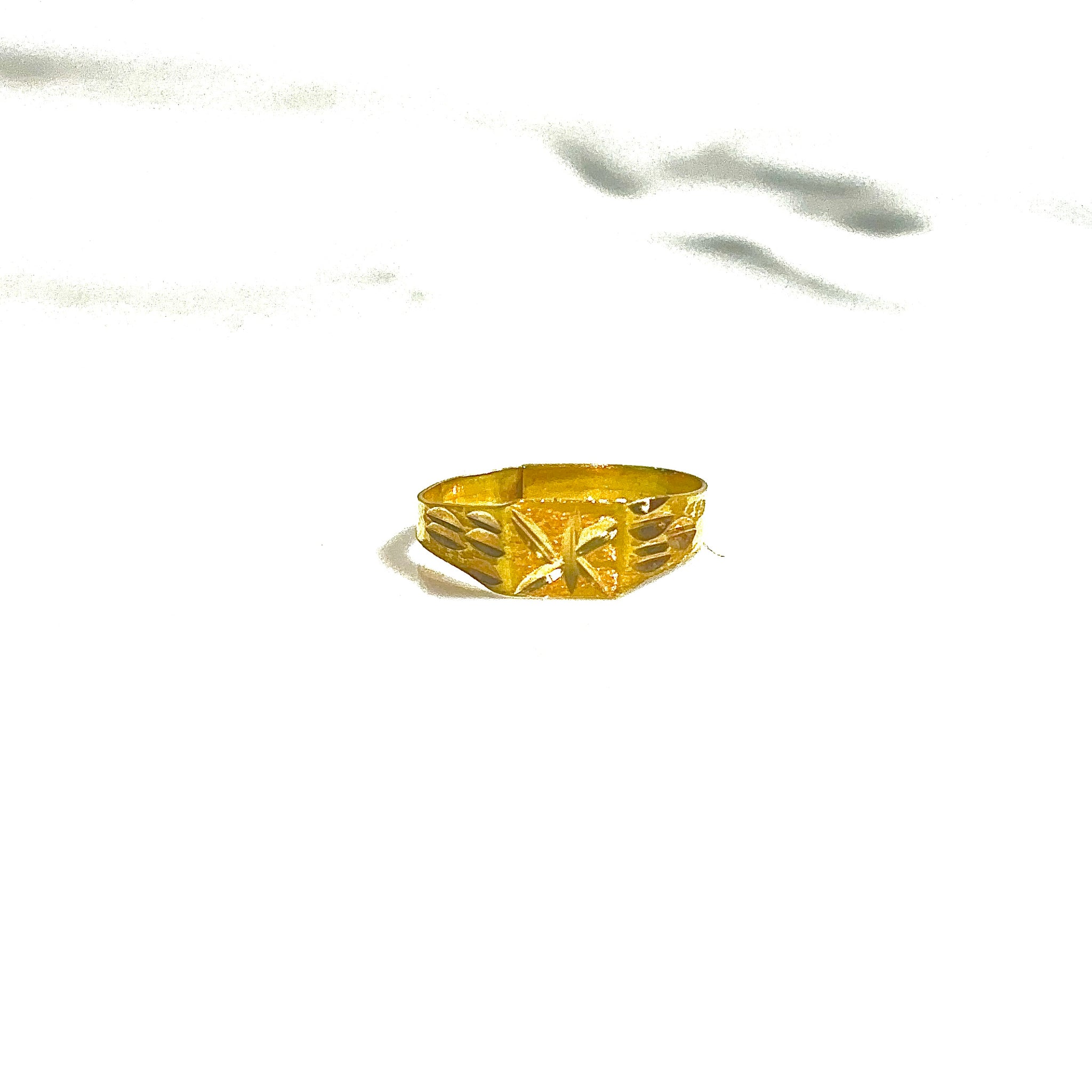 Flower Child Ring - 14 carat gold