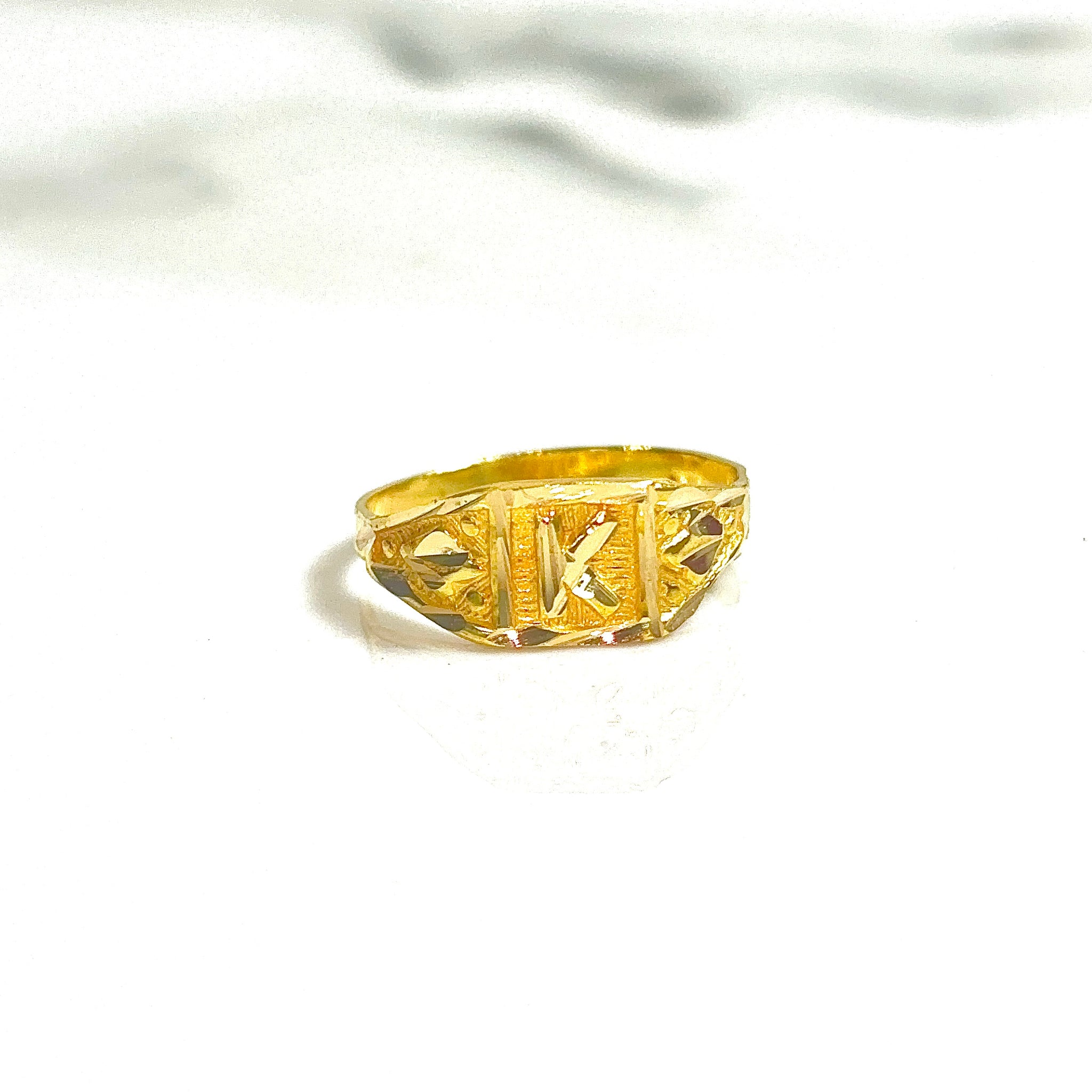 Golden Glow Child Ring - 18 carat gold