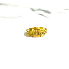 Initial Crown Child Ring – 18 Carat Gold