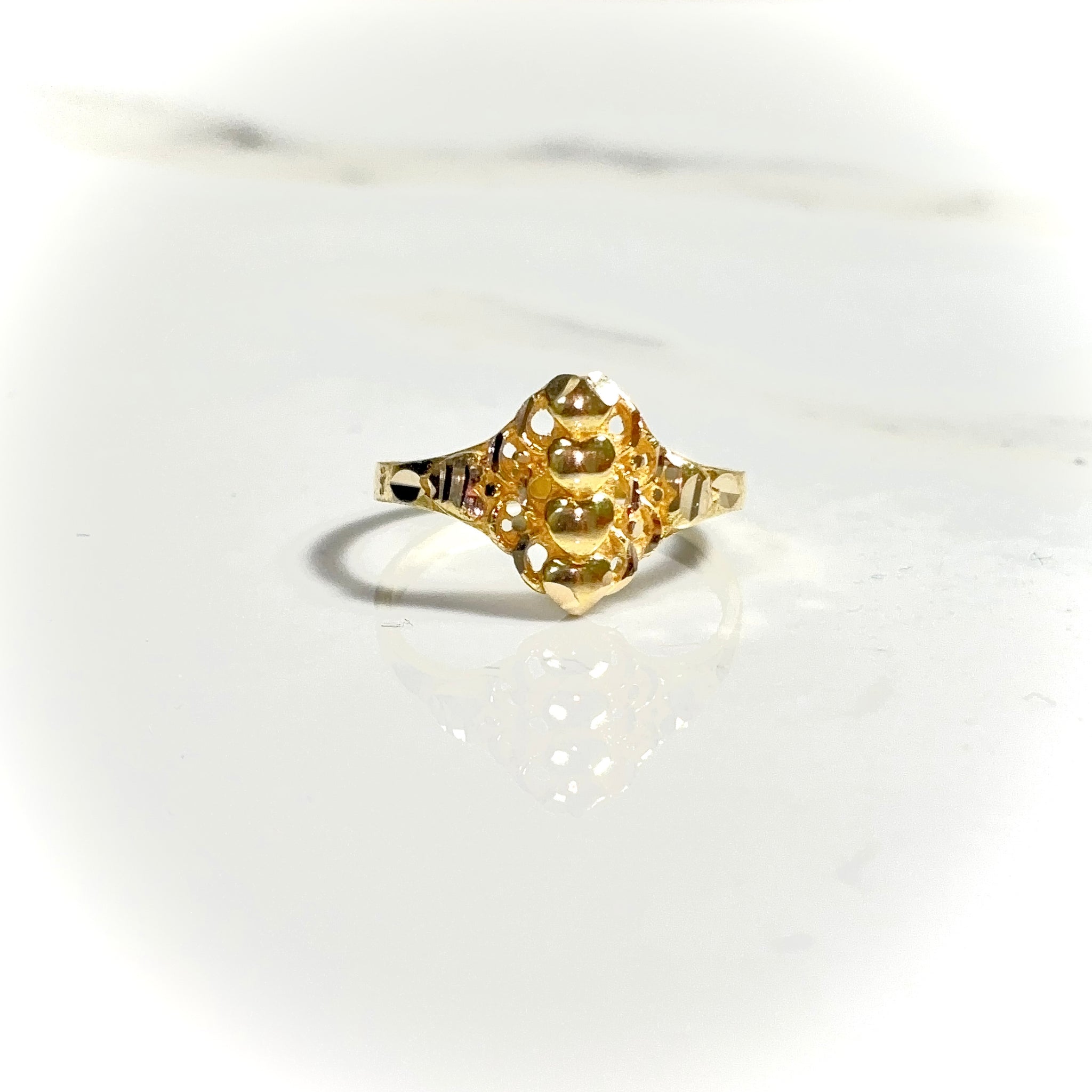 Eternity Band Ring - 14 carat gold