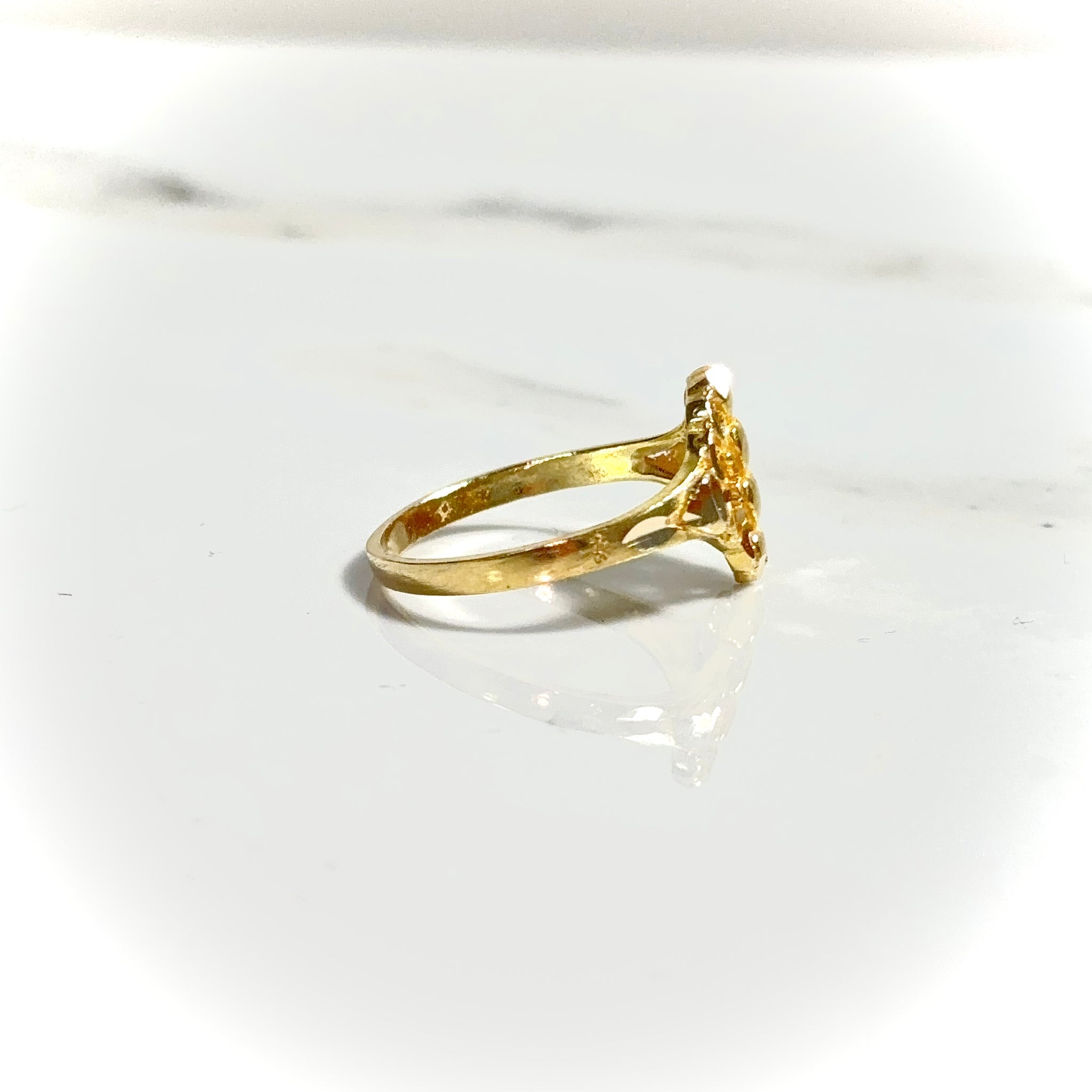 Eternity Band Ring - 14 carat gold