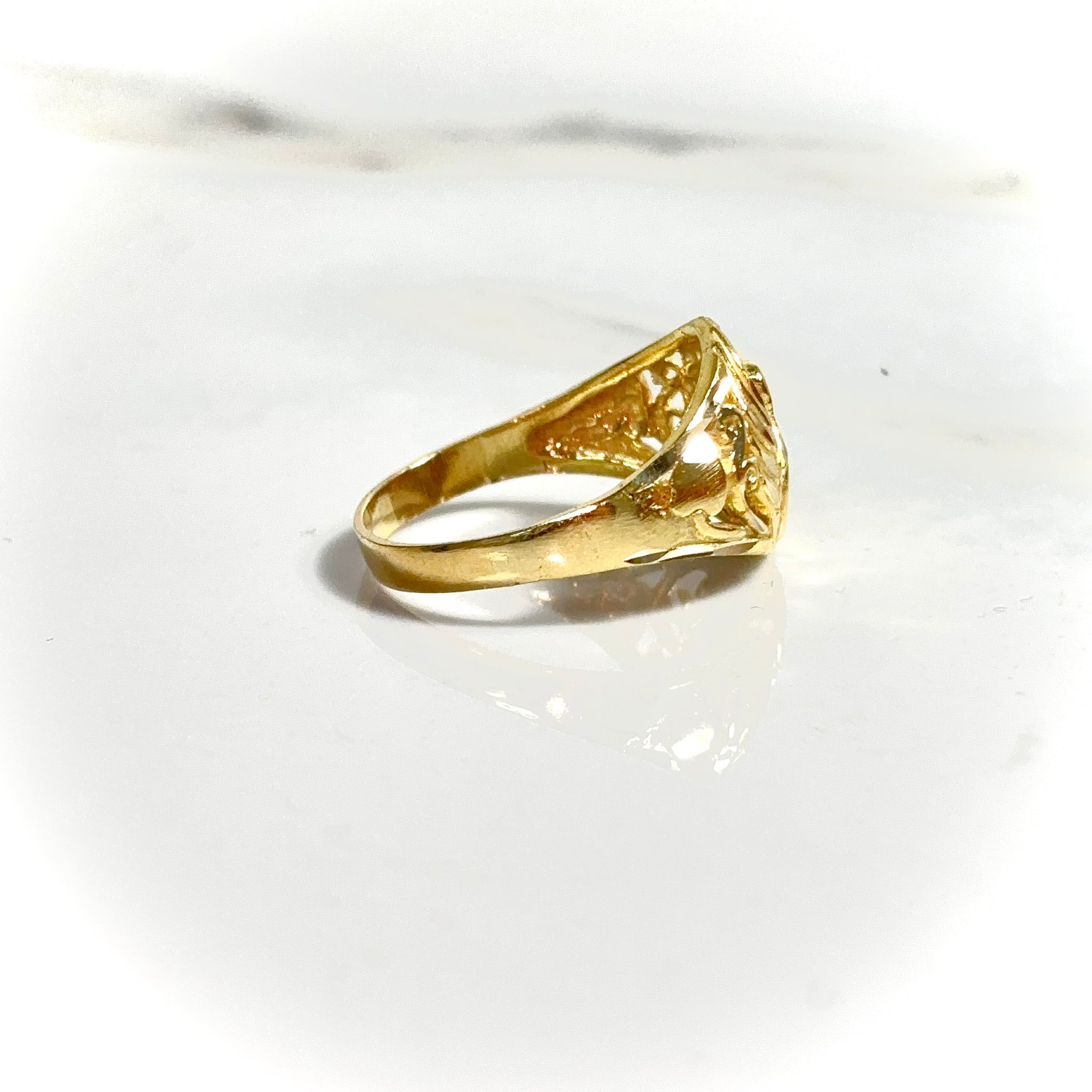 Golden Eagle Ring - 14 carat gold