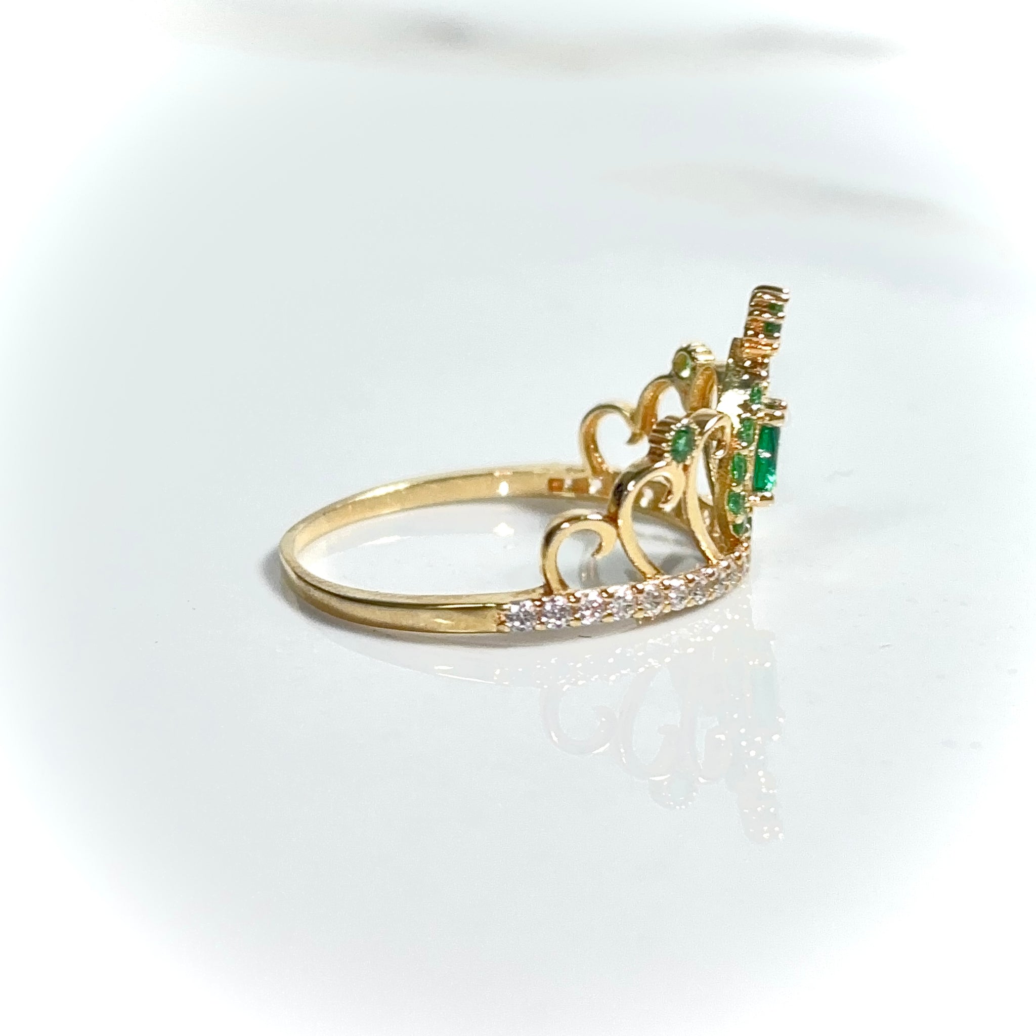 Golden Crown Ring - 18 carat gold