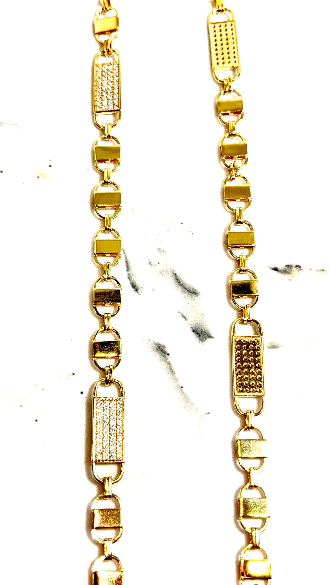 Flat Magnum Chain - 69,5cm/7,5mm - 18 carat gold