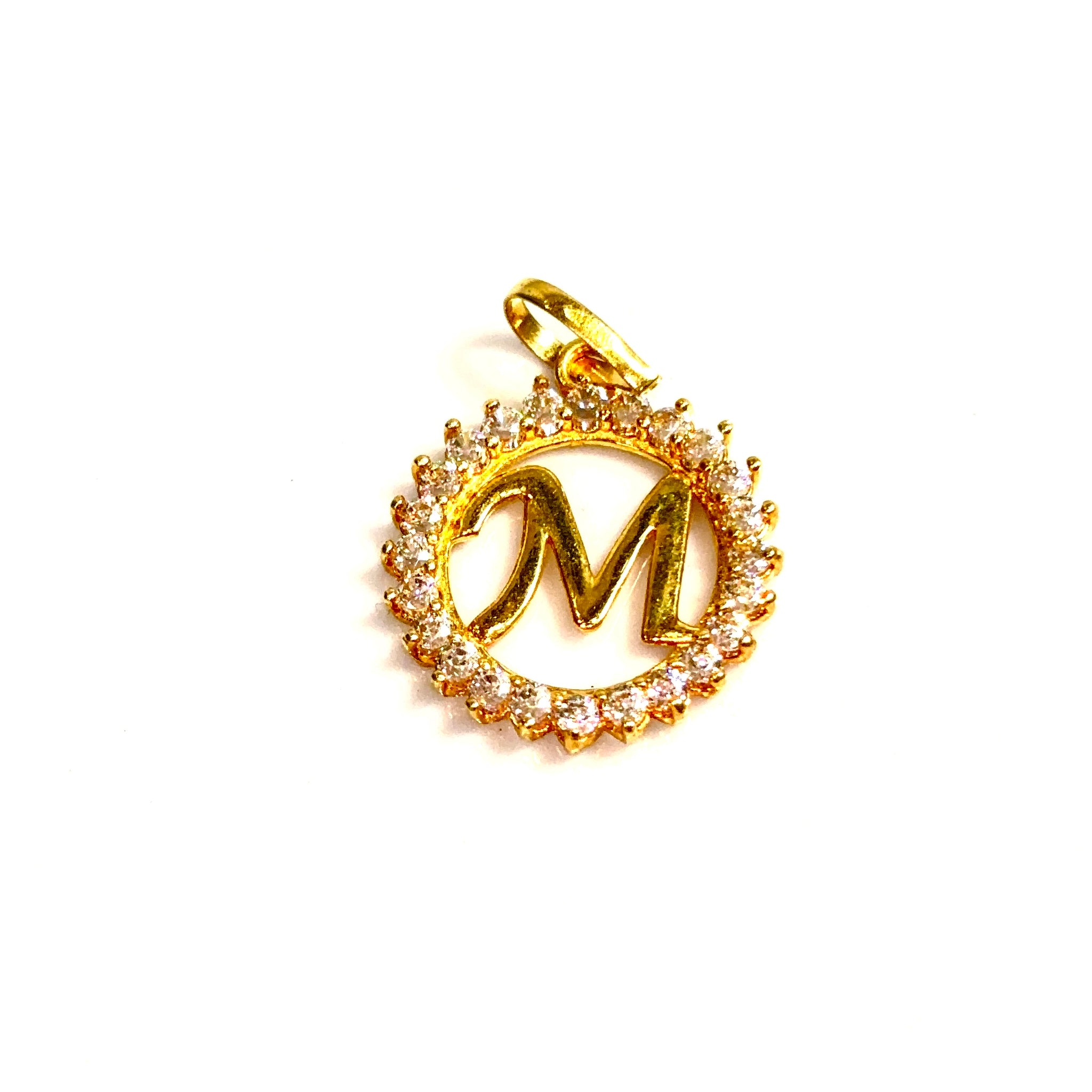 M Pendant - 18 carat gold