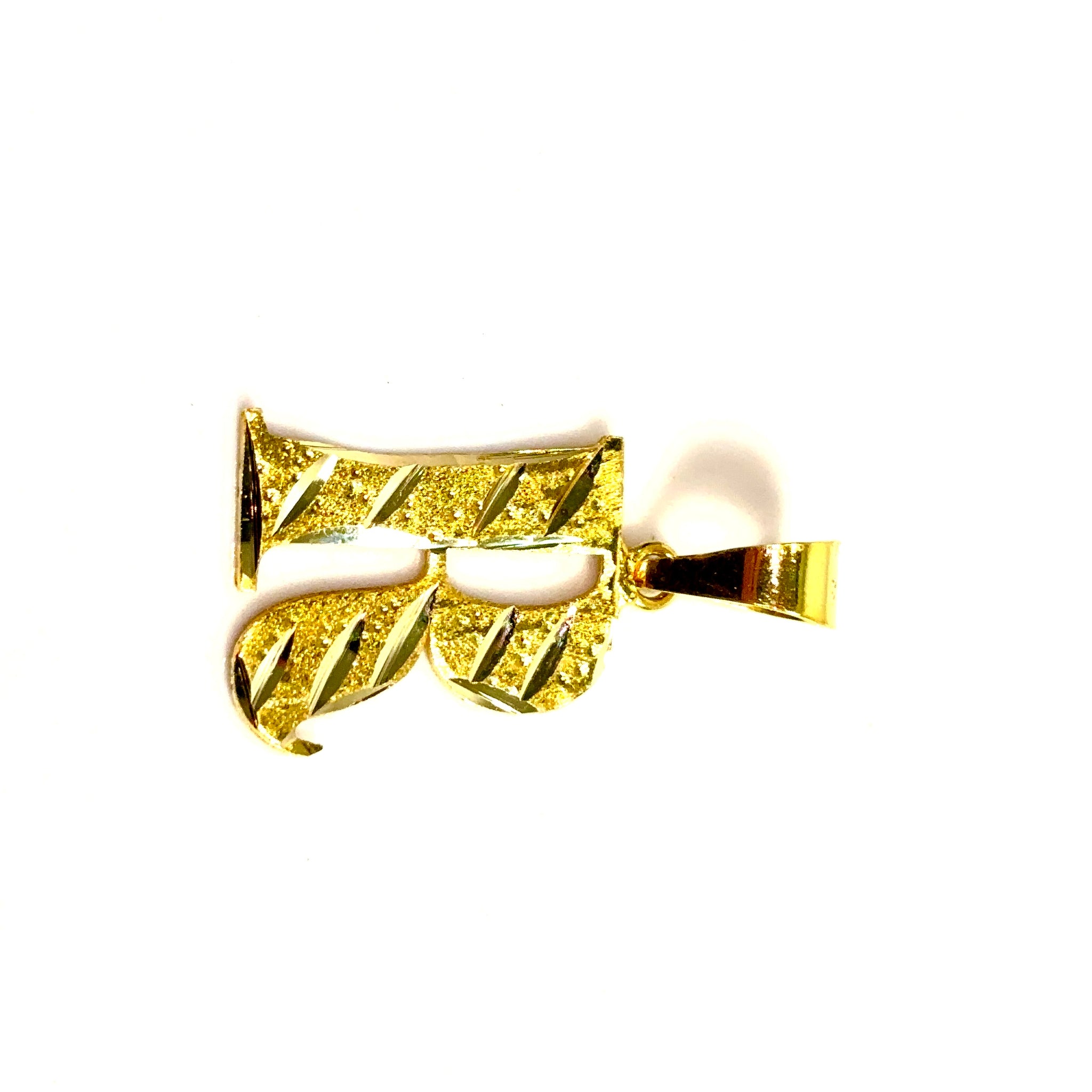 R Pendant - 14 carat gold
