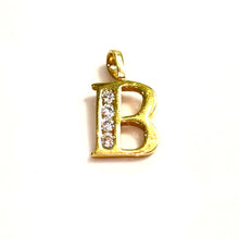 B Pendant - 14 carat gold
