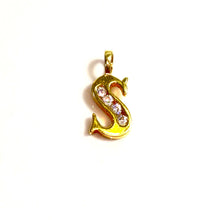 S Pendant - 14 carat gold