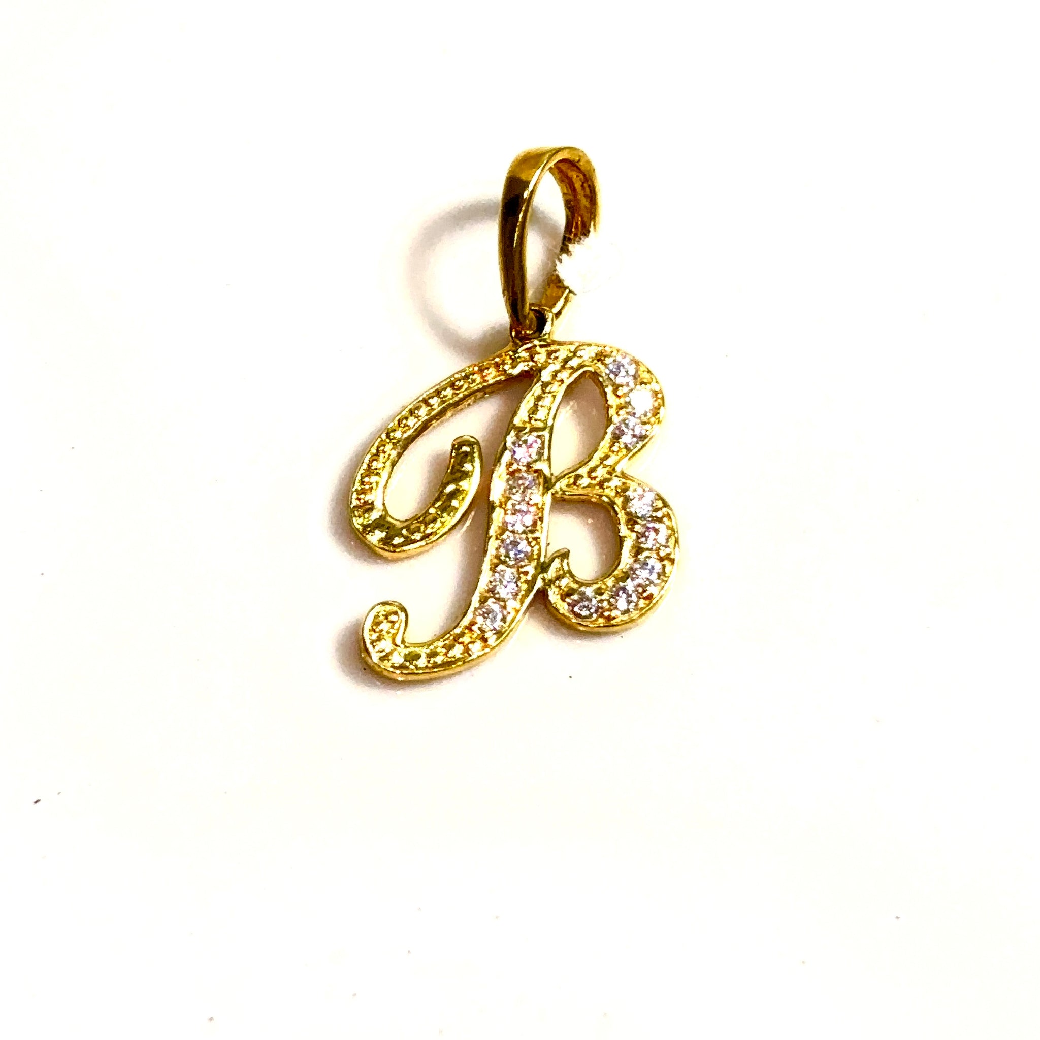 B Pendant - 14 carat gold