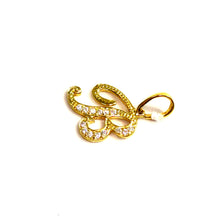 B Pendant - 14 carat gold