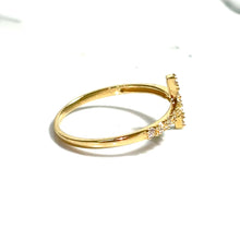 Cross Ring - 14 carat gold