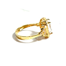 Aurora's Embrace Ring - 14 carat gold