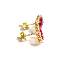 Red Emerald Ring - 14 carat gold